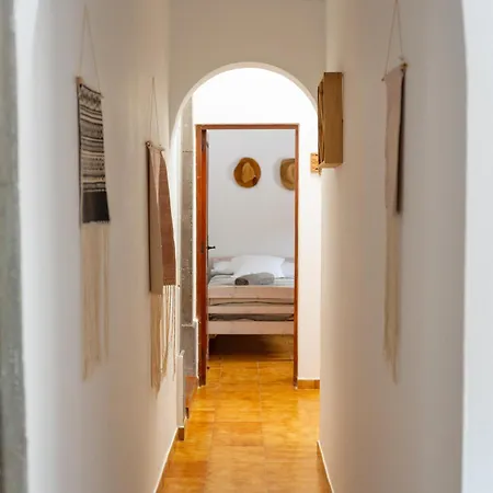Apartament Lirios *
